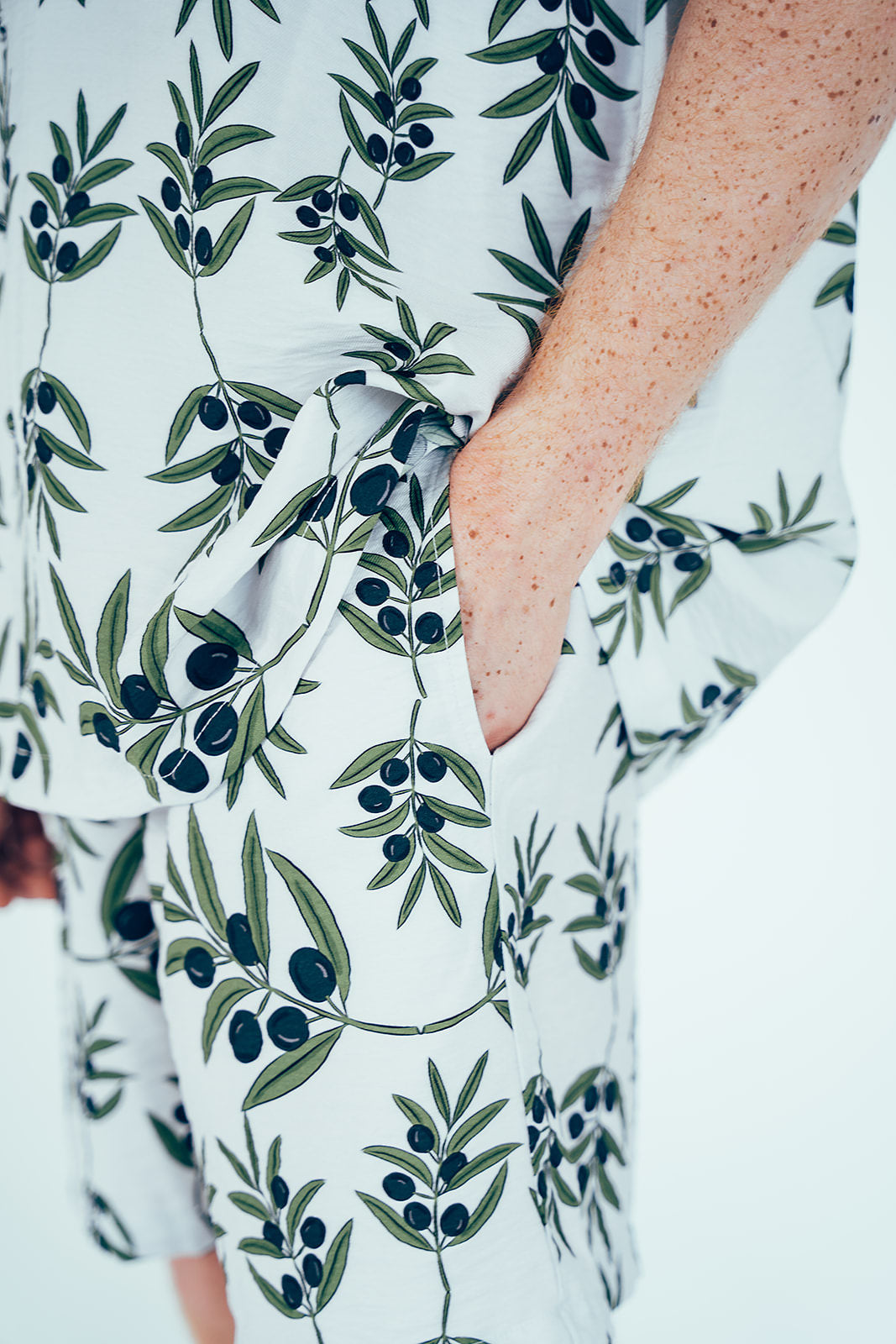 OLIVA SHORT