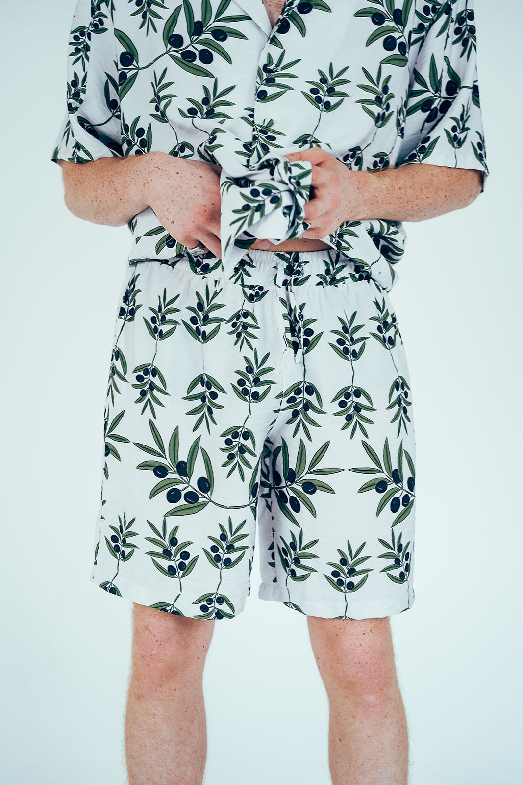 OLIVA SHORT