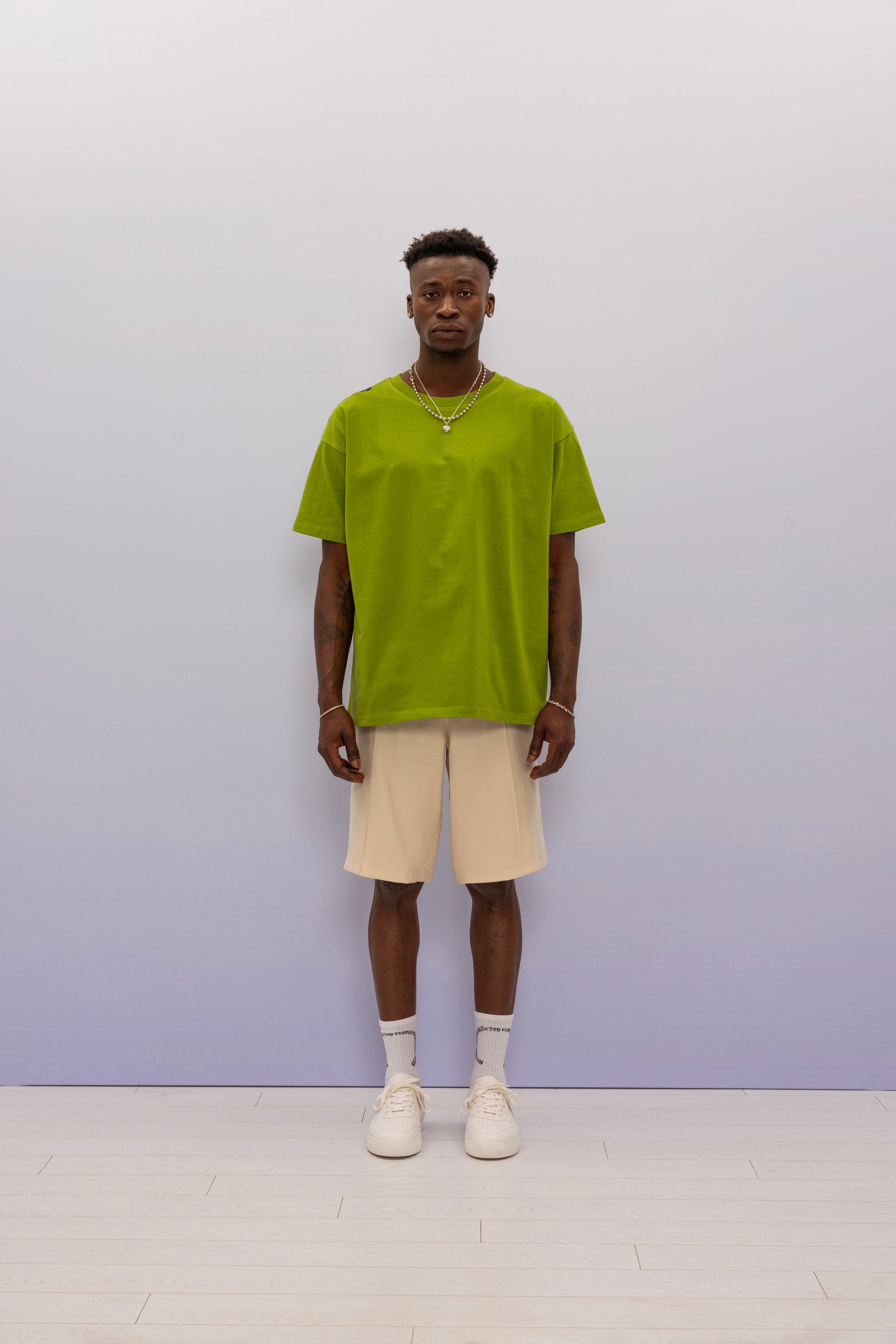 LAUNDRY TEE