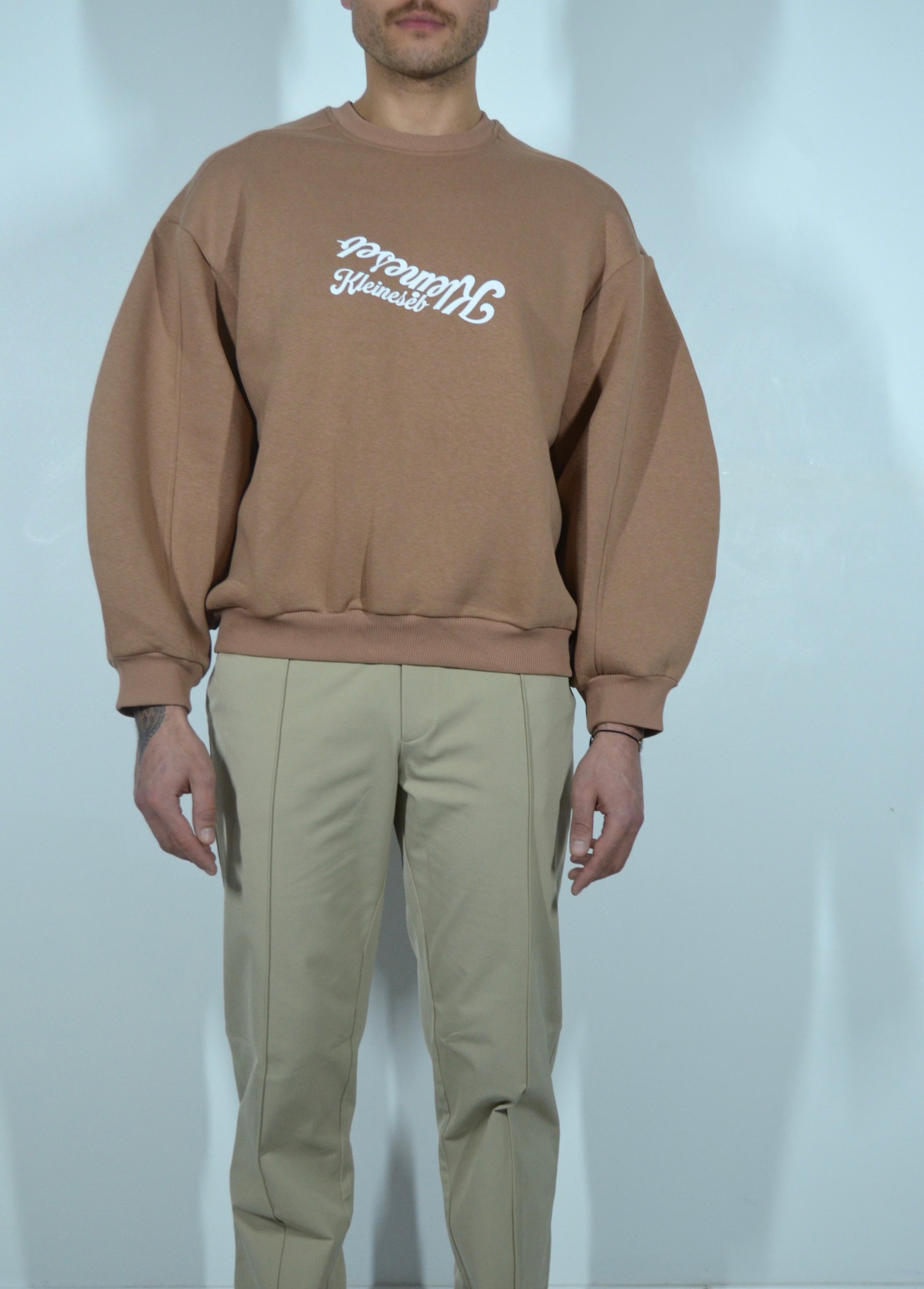 UD SWEAT