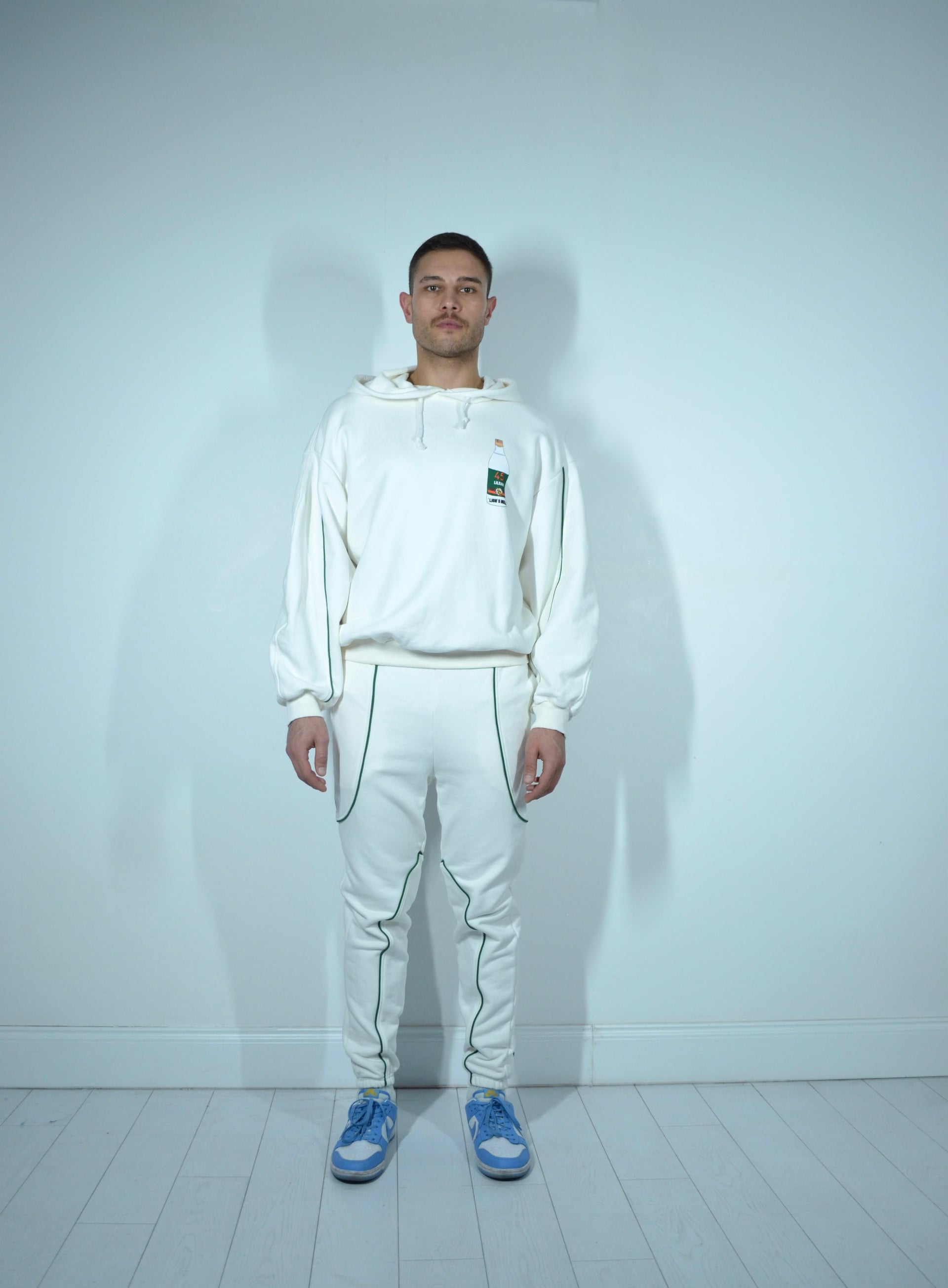 MILK JOGGER