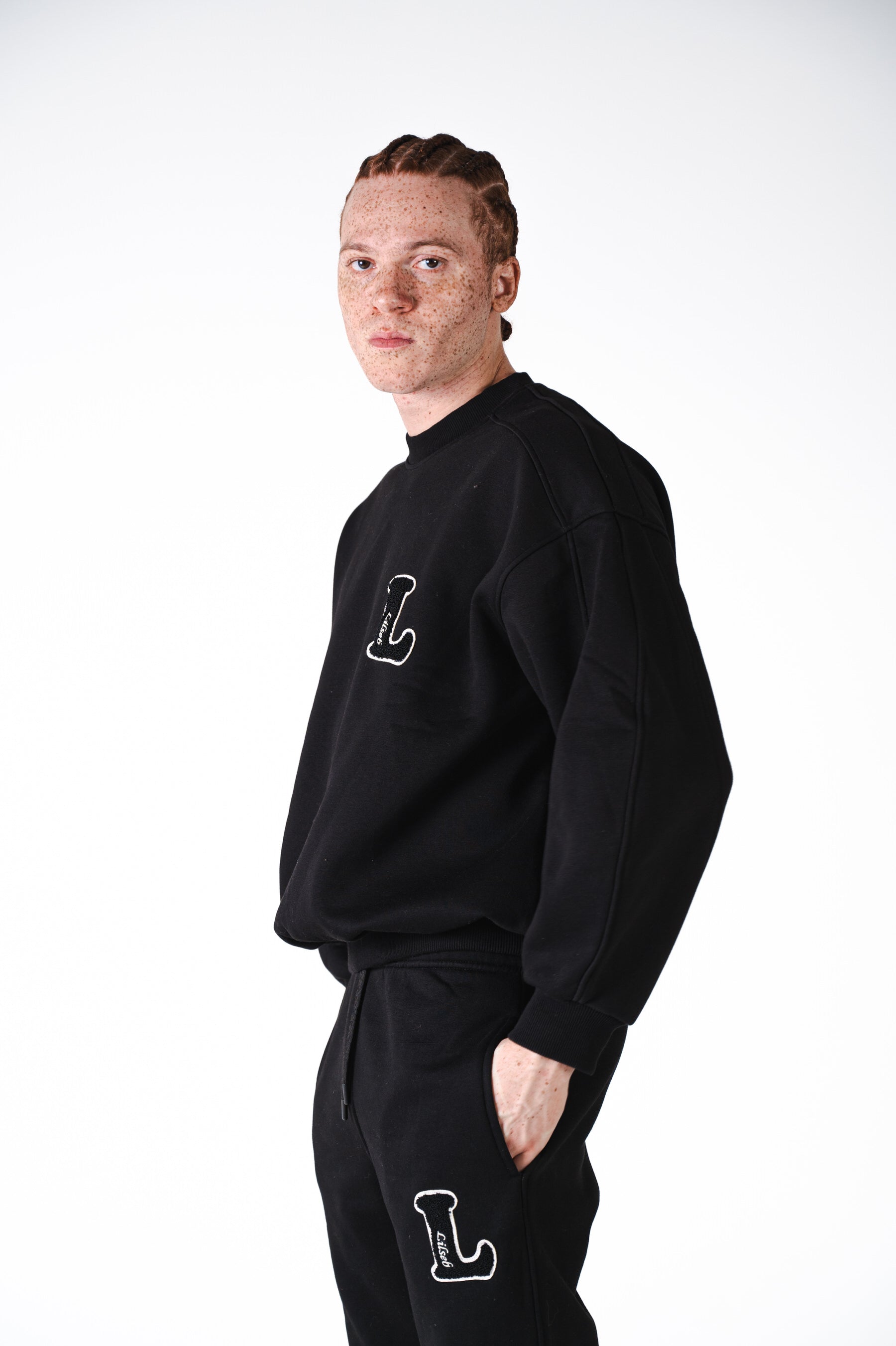 THE NOIR SWEAT